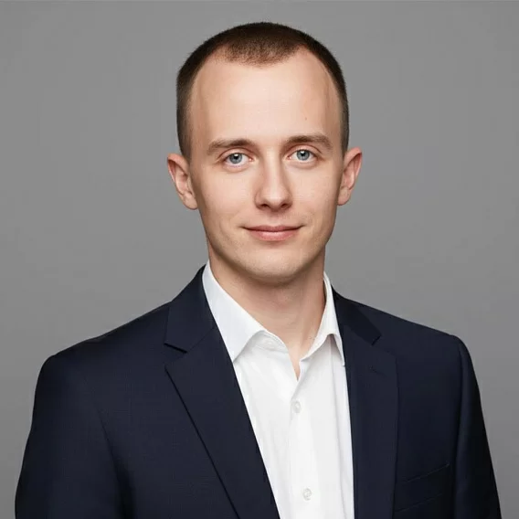 Данил Долганов