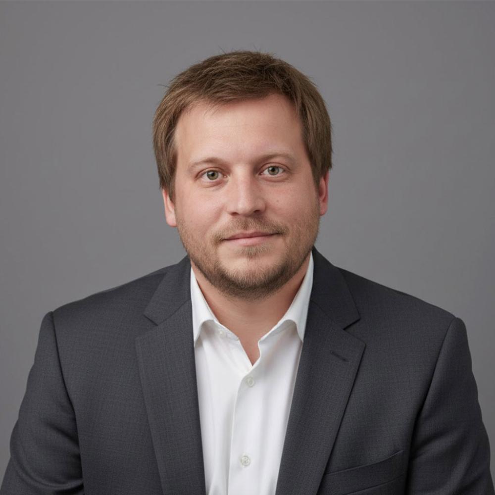 Андрей Захаров